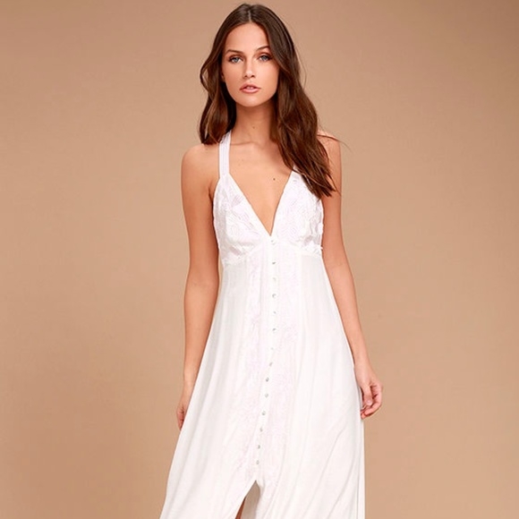 Lulus Dresses & Skirts - NWOT Dainty Darling  Embroidered Dress